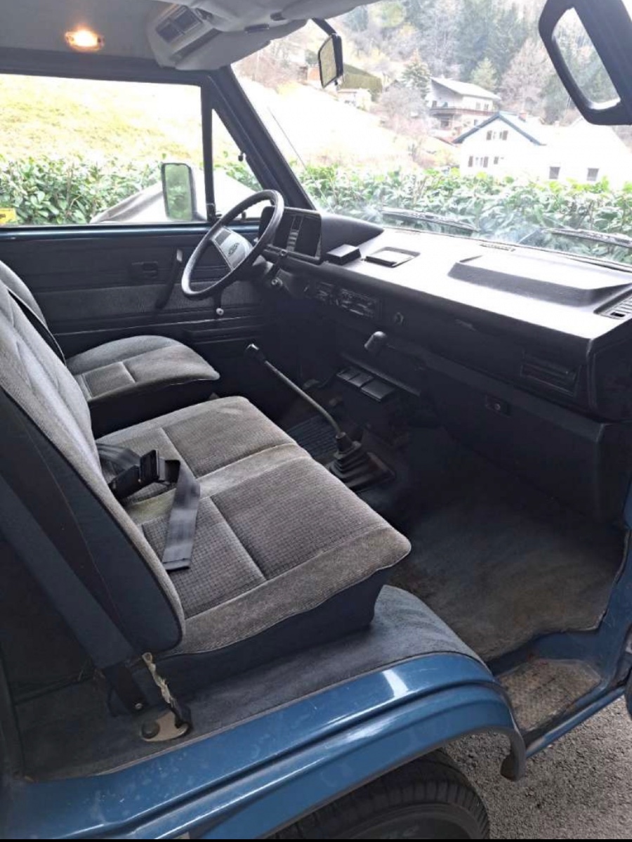 Oldtimer VW T3 Caravelle GL guter Zustand Baujahr BJ 01/1988