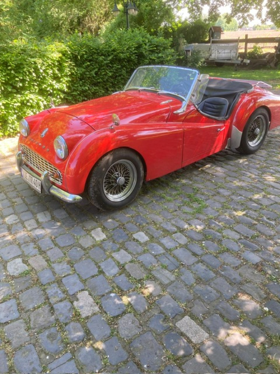 Triumph TR3 guter Zustand steht zum Verkauf Baujahr BJ 08/1961