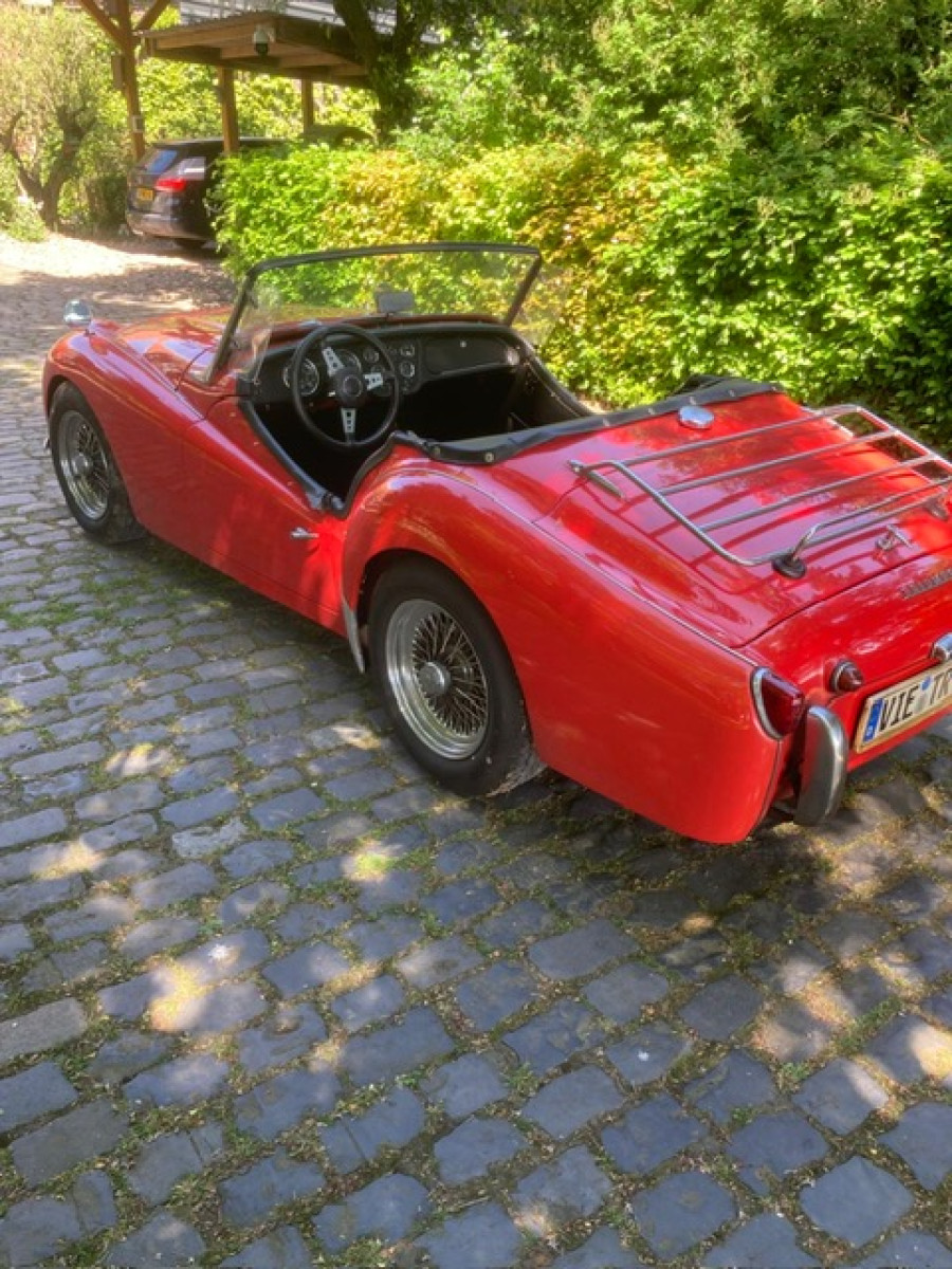 Triumph TR3 guter Zustand steht zum Verkauf Baujahr BJ 08/1961