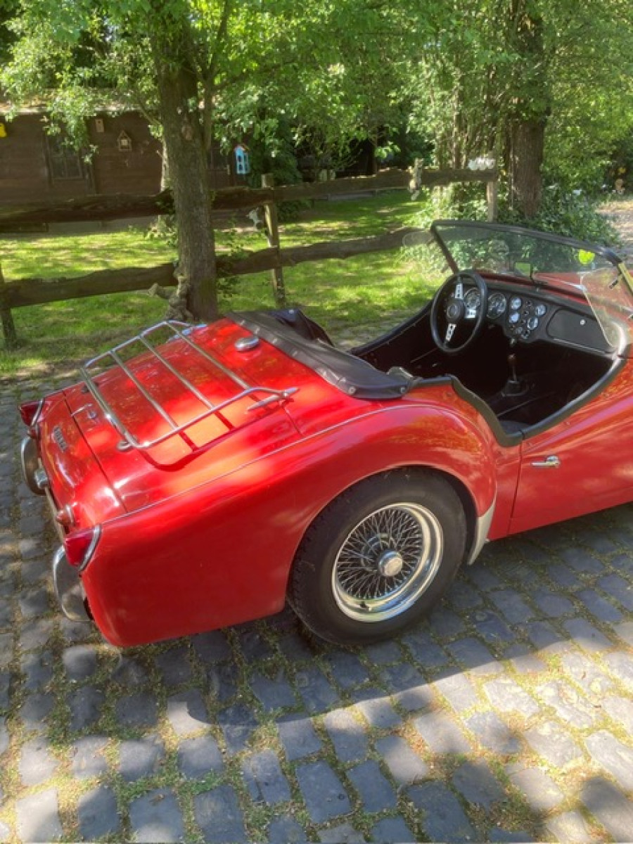 Triumph TR3 guter Zustand steht zum Verkauf Baujahr BJ 08/1961