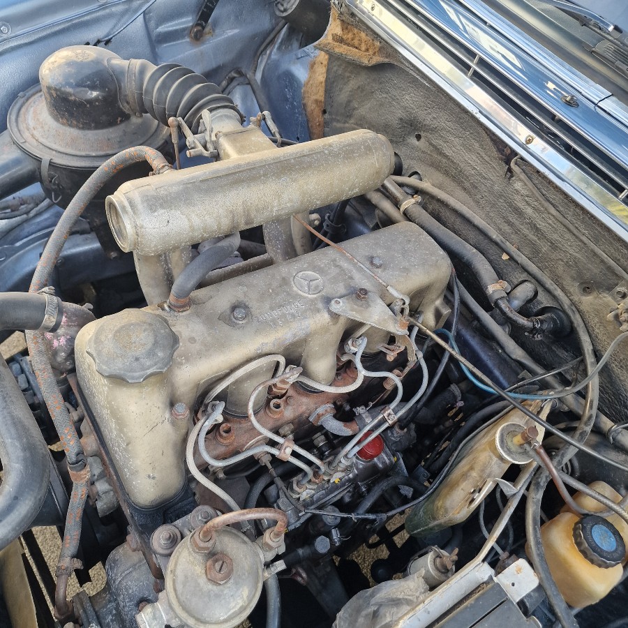 Historisch zugelassen: Mercedes Benz Heckflosse Baujahr BJ 12/1966