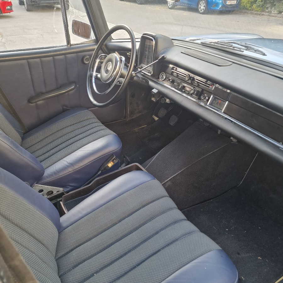 Historisch zugelassen: Mercedes Benz Heckflosse Baujahr BJ 12/1966