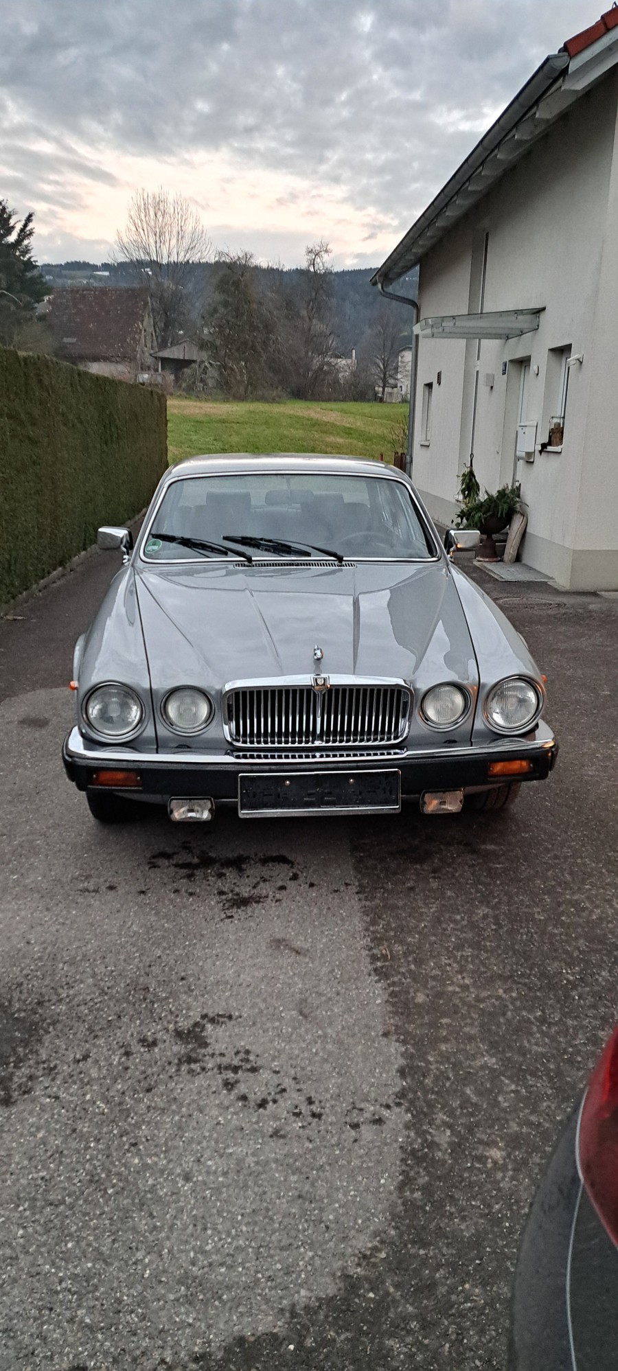 Jaguar XJ6 Sovereign 4.2 in gebrauchtem Zustand Baujahr BJ 03/1984