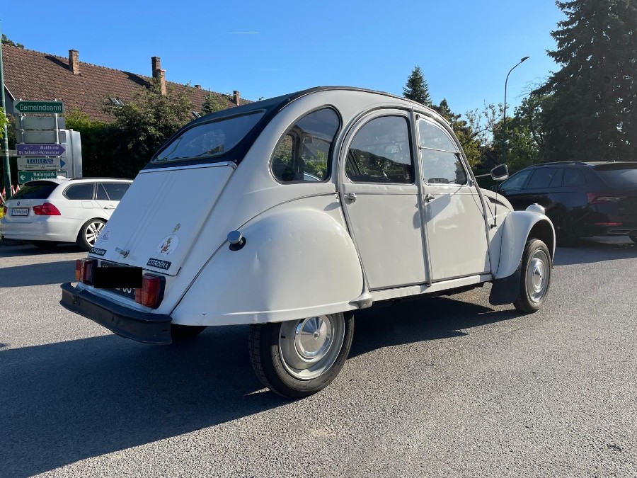 Citroën 2CV in rostfreiem Zustand Baujahr BJ 07/1987