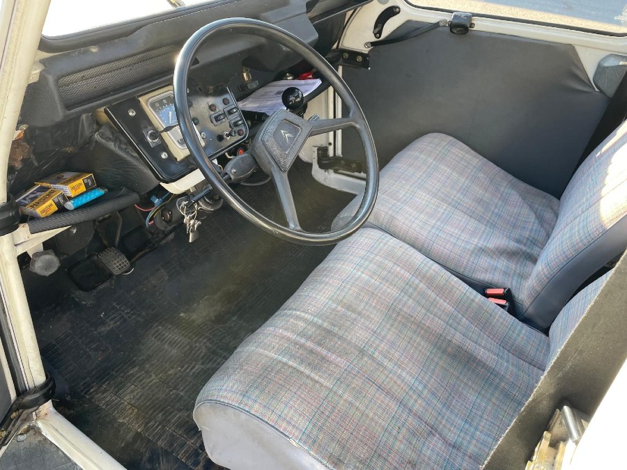 Citroën 2CV in rostfreiem Zustand Baujahr BJ 07/1987