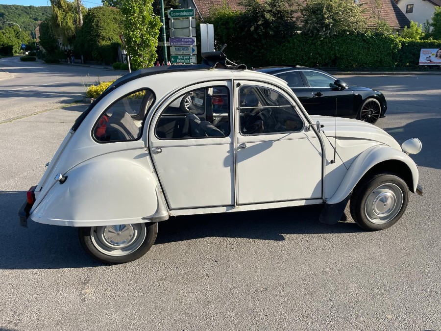 Citroën 2CV in rostfreiem Zustand Baujahr BJ 07/1987