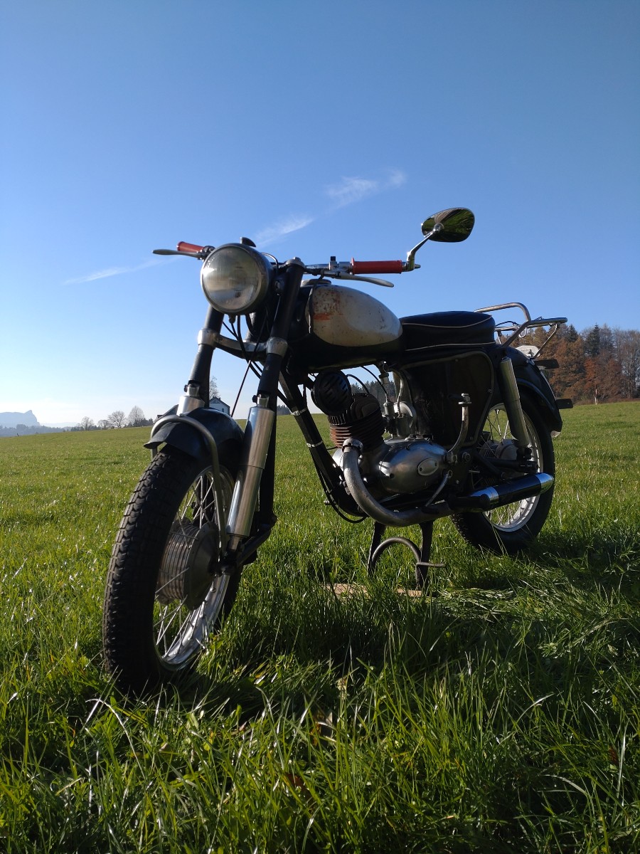 1958er KTM Trophy 125ccm, BJ.1958 gut erhalten mit niedrigem Kilometerstand Baujahr BJ 01/1958