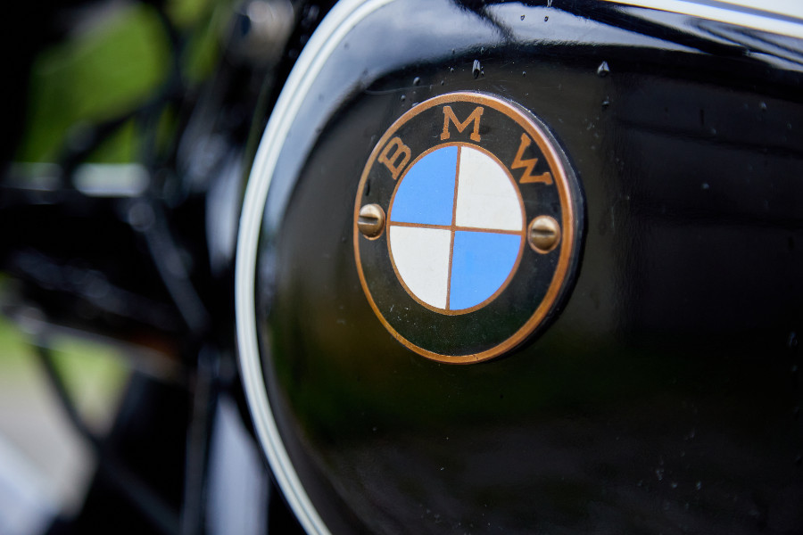 BMW R 51/2 guter Zustand sucht neuen Besitzer Baujahr BJ 07/1950