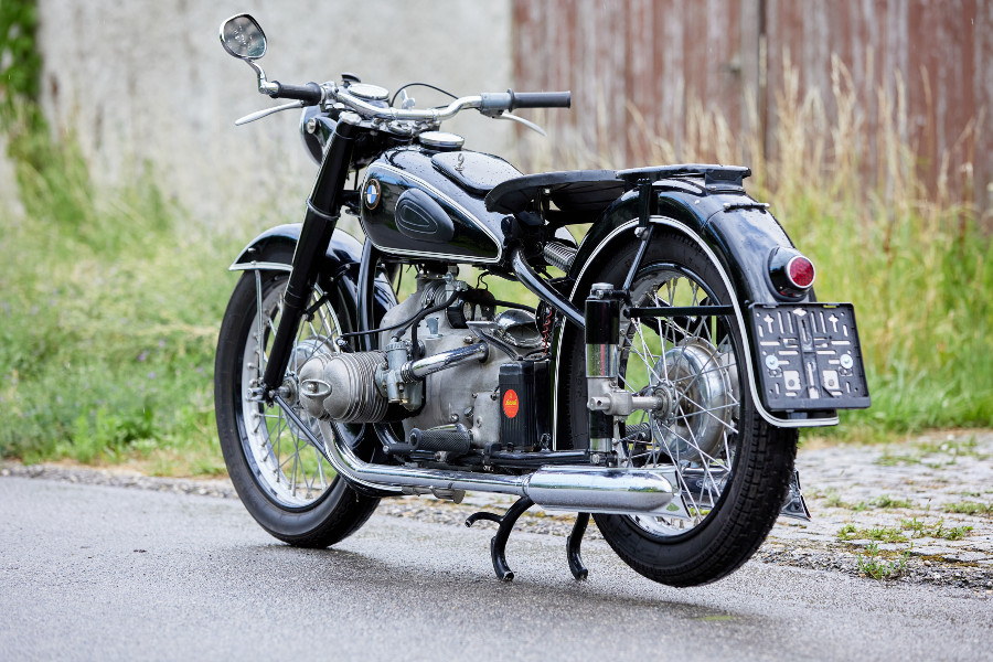 BMW R 51/2 guter Zustand sucht neuen Besitzer Baujahr BJ 07/1950