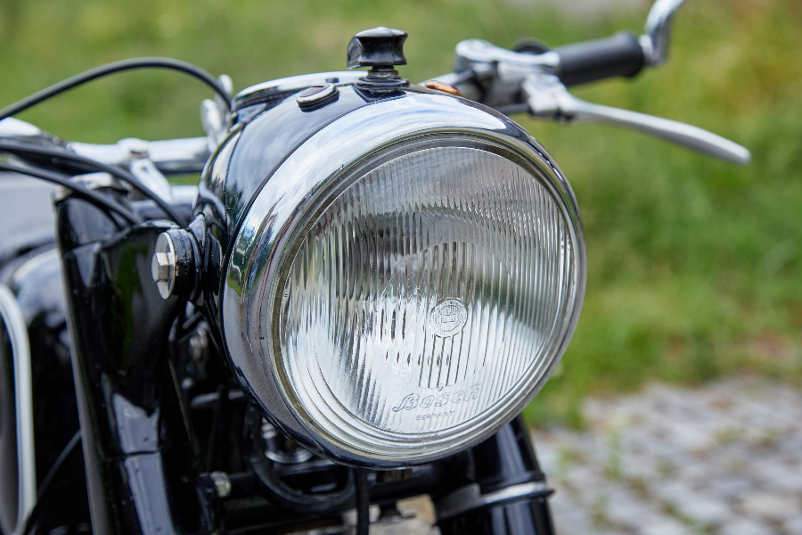 BMW R 51/2 guter Zustand sucht neuen Besitzer Baujahr BJ 07/1950