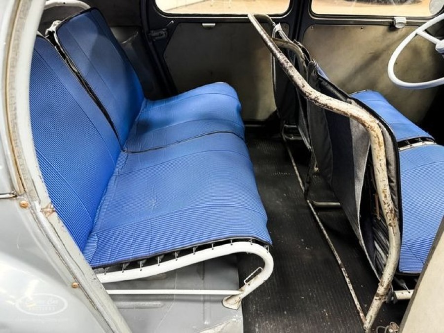 Citroën 2CV AZ „Technisch generalüberholt“ Baujahr BJ 01/1958