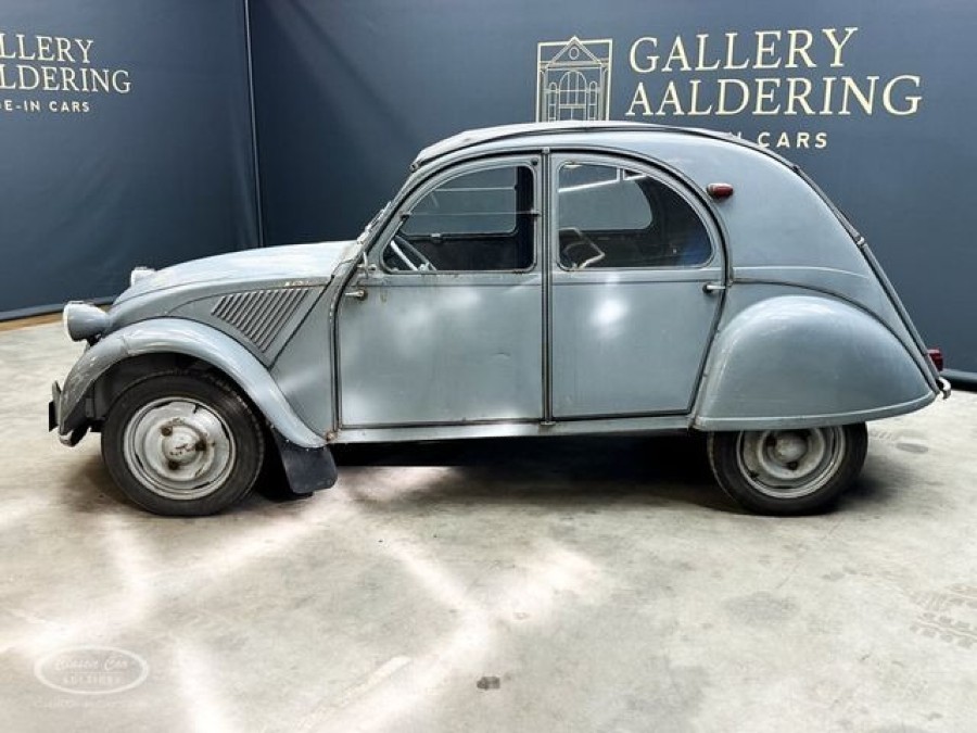 Citroën 2CV AZ „Technisch generalüberholt“ Baujahr BJ 01/1958