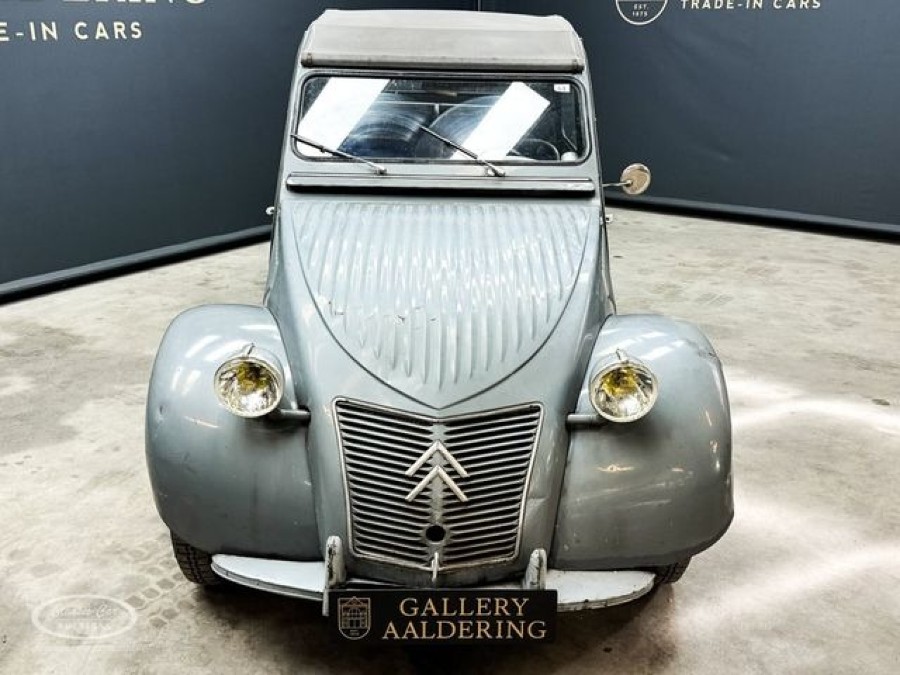 Citroën 2CV AZ „Technisch generalüberholt“ Baujahr BJ 01/1958