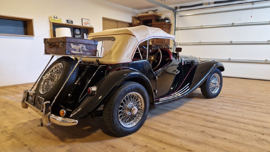MG TF guter Zustand sucht neuen Besitzer Baujahr BJ 07/1954