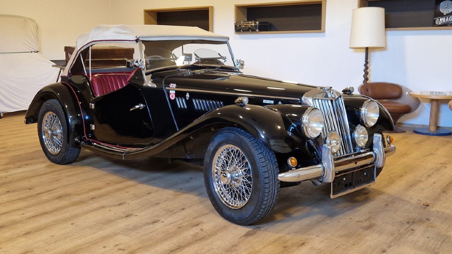 MG TF guter Zustand sucht neuen Besitzer Baujahr BJ 07/1954