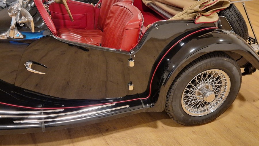 MG TF guter Zustand sucht neuen Besitzer Baujahr BJ 07/1954