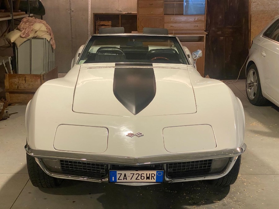 Biete Chevrolet Corvette in rostfreiem Zustand Baujahr BJ 07/1971