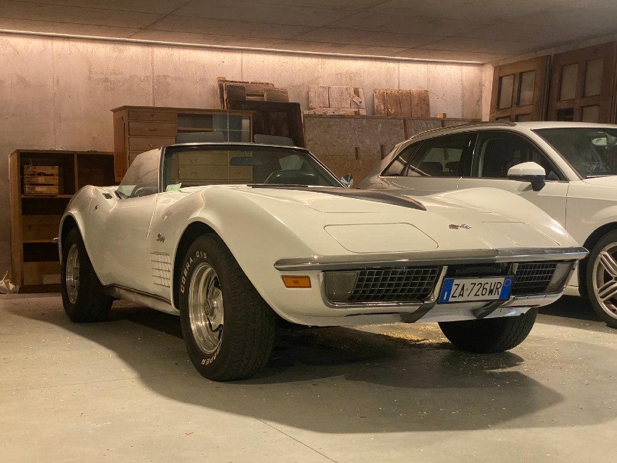 Biete Chevrolet Corvette in rostfreiem Zustand Baujahr BJ 07/1971