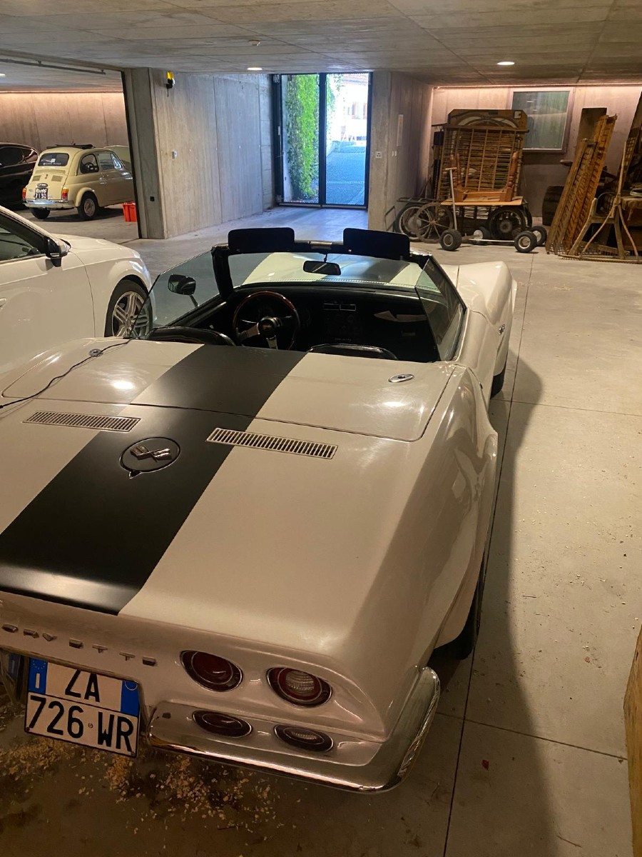 Biete Chevrolet Corvette in rostfreiem Zustand Baujahr BJ 07/1971