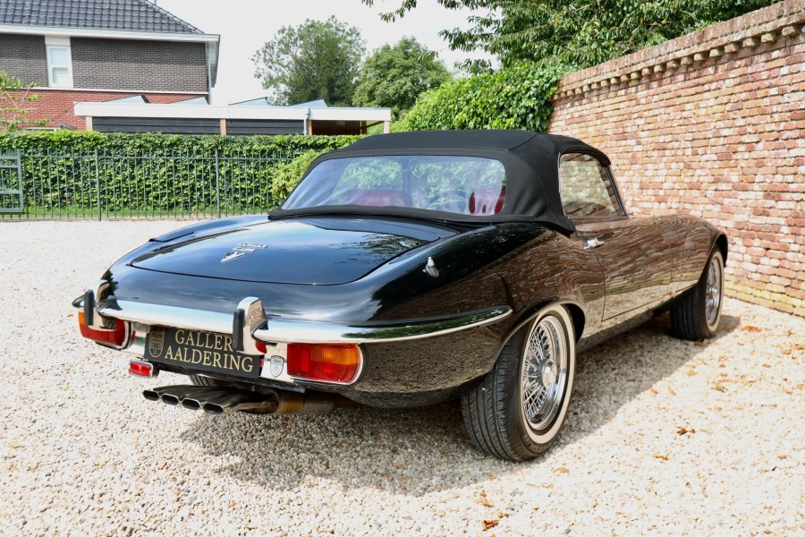 Jaguar E-Type V12 Roadster „Schaltgetriebe“ Baujahr BJ 01/1974