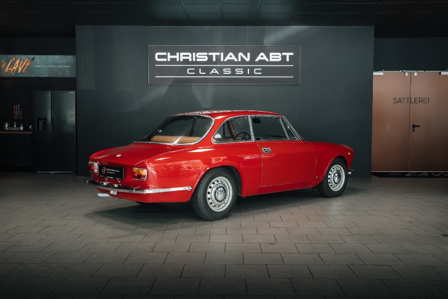 Alfa Romeo GT 1300 Junior Baujahr BJ 01/1972