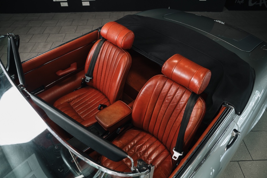 Jaguar E-Type 5.3 V12 guter Zustand mit niedrigem Kilometerstand Baujahr BJ 09/1974