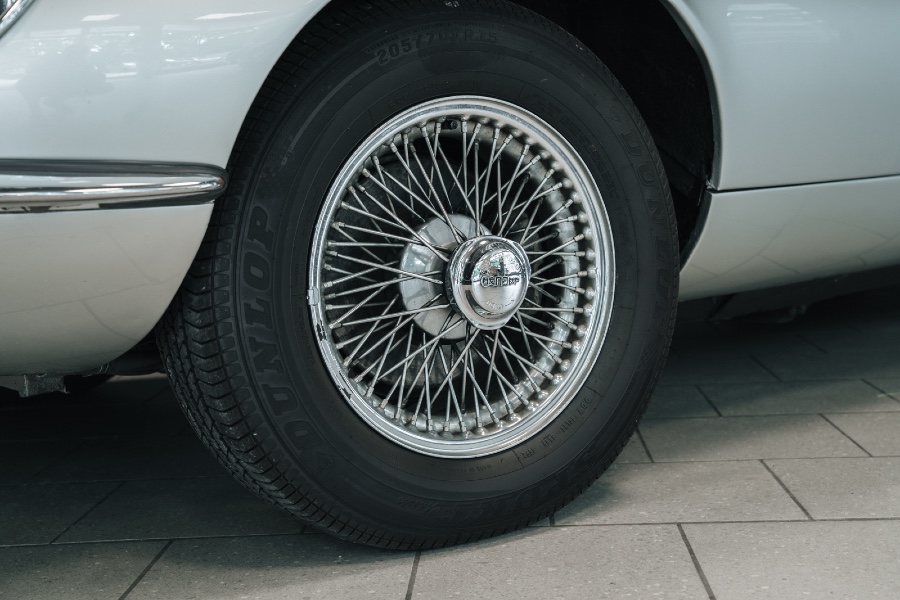 Jaguar E-Type 5.3 V12 guter Zustand mit niedrigem Kilometerstand Baujahr BJ 09/1974