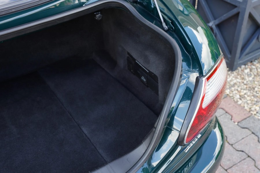 Jaguar XKR „69.000 Kilometer“ Baujahr BJ 01/2001