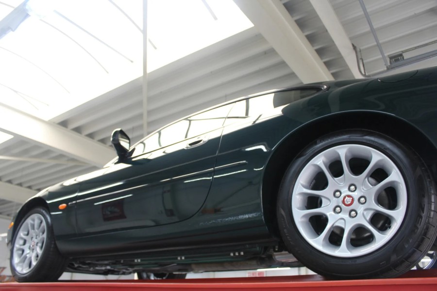 Jaguar XKR „69.000 Kilometer“ Baujahr BJ 01/2001