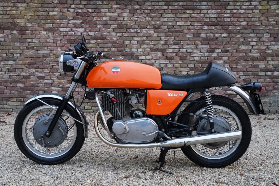 Laverda 750 SF Baujahr BJ 01/1972