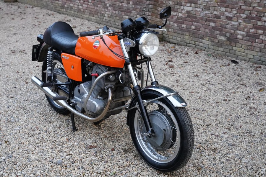Laverda 750 SF Baujahr BJ 01/1972