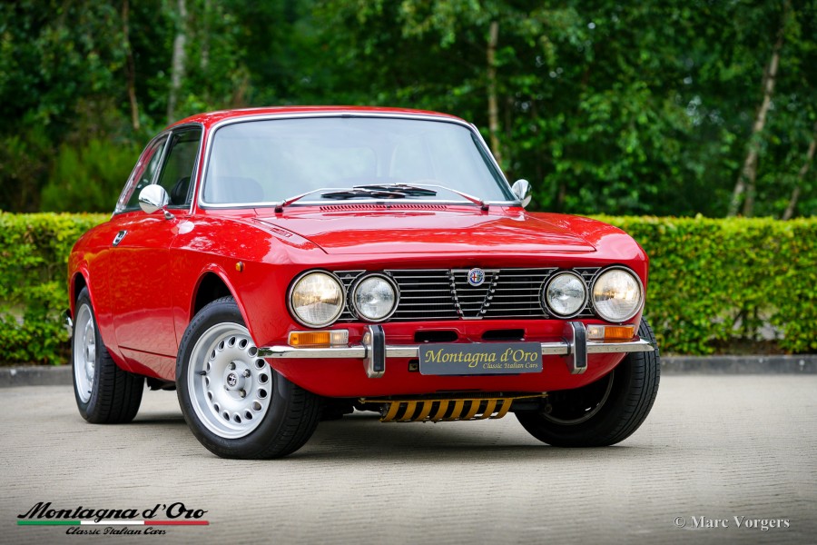 Traumhaft: Alfa Romeo Bertone 2000GTV Baujahr BJ 05/1972