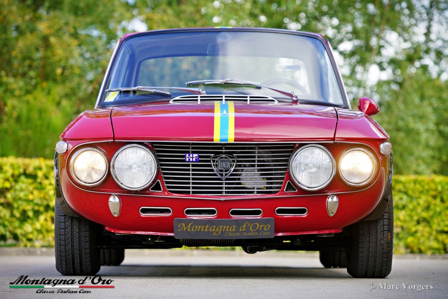 Top: Lancia Fulvia 1600 HF Fanalone Baujahr BJ 02/1971