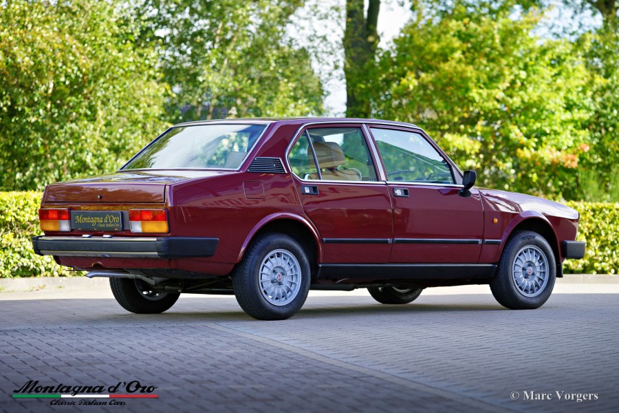 Gebraucht: Alfa Romeo Alfetta 2.0 Trintignant 073 wenig gelaufen Baujahr BJ 10/1984
