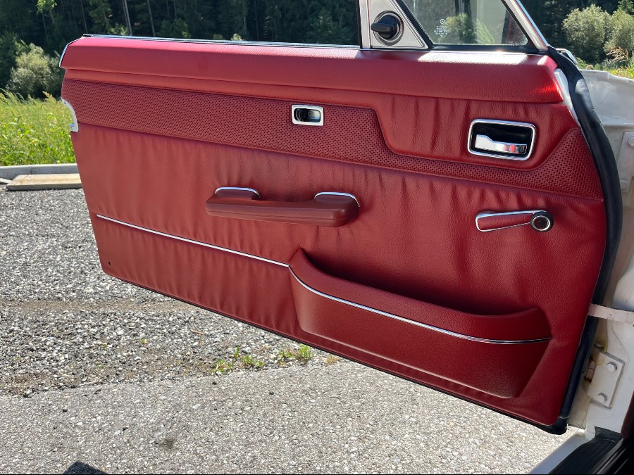 Historisch zugelassen: Mercedes Benz /8 in gutem Zustand Baujahr BJ 01/1975