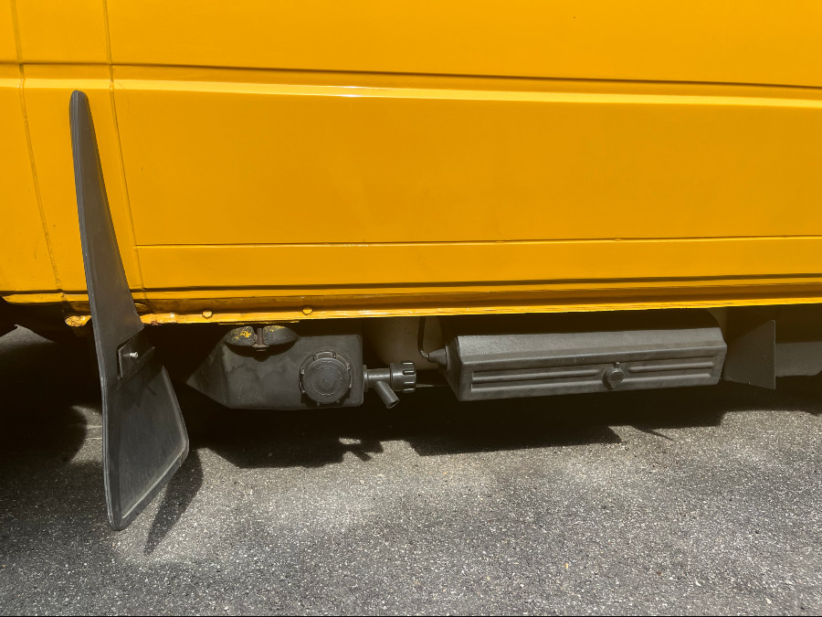 Biete VW T3 Camping Westfalia guter Zustand Baujahr BJ 09/1982