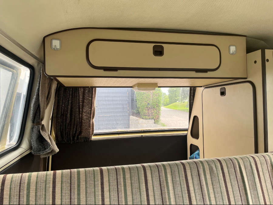 Biete VW T3 Camping Westfalia guter Zustand Baujahr BJ 09/1982