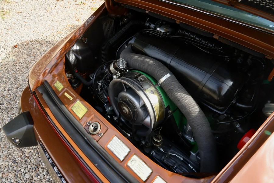 Porsche 911 2.7 S Targa Baujahr BJ 01/1975