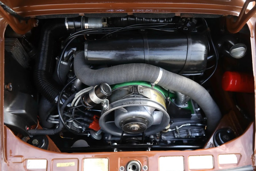 Porsche 911 2.7 S Targa Baujahr BJ 01/1975