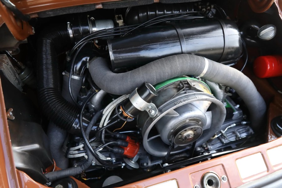 Porsche 911 2.7 S Targa Baujahr BJ 01/1975