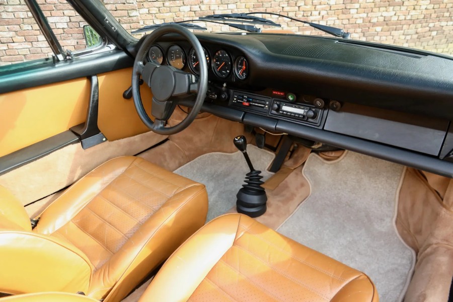Porsche 911 2.7 S Targa Baujahr BJ 01/1975