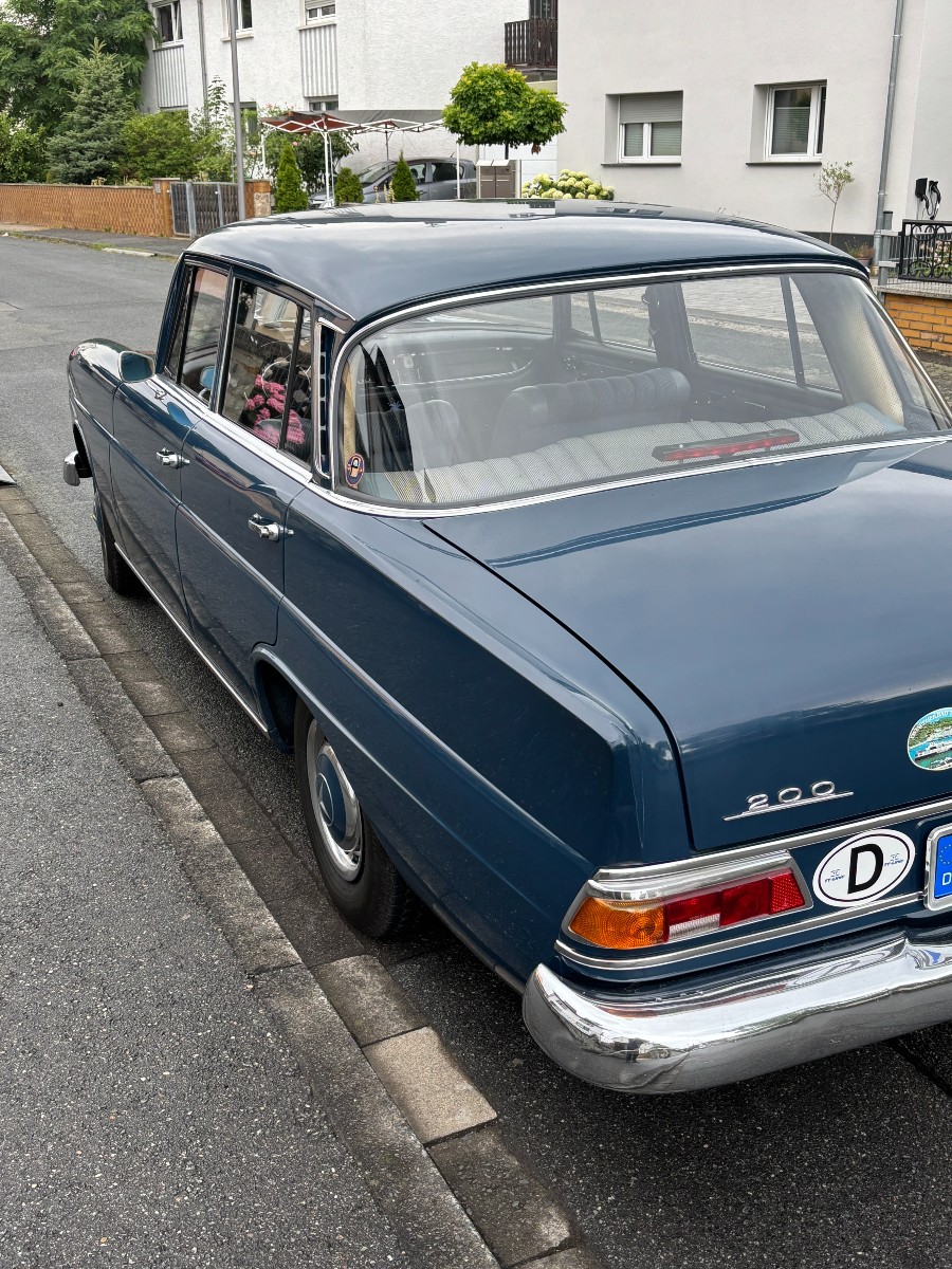 Oldtimer Mercedes Benz 200 guter Zustand Baujahr BJ 08/1967