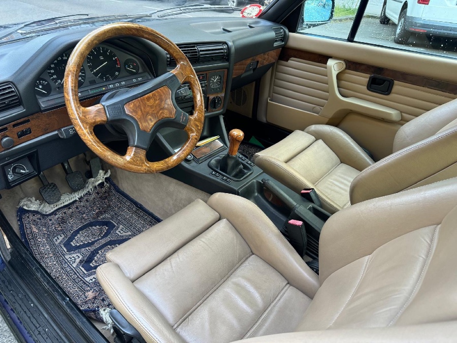 Klassiker BMW 3er 318i Cabriolet in perfektem Zustand mit niedriger Laufleistung Baujahr BJ 03/1991