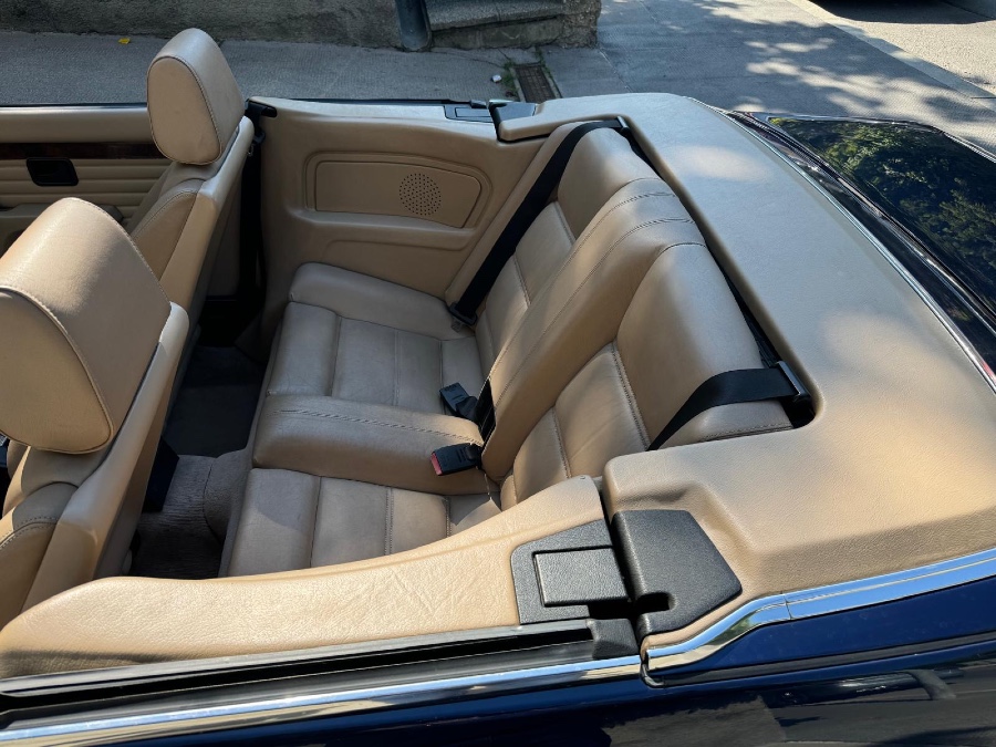 Klassiker BMW 3er 318i Cabriolet in perfektem Zustand mit niedriger Laufleistung Baujahr BJ 03/1991