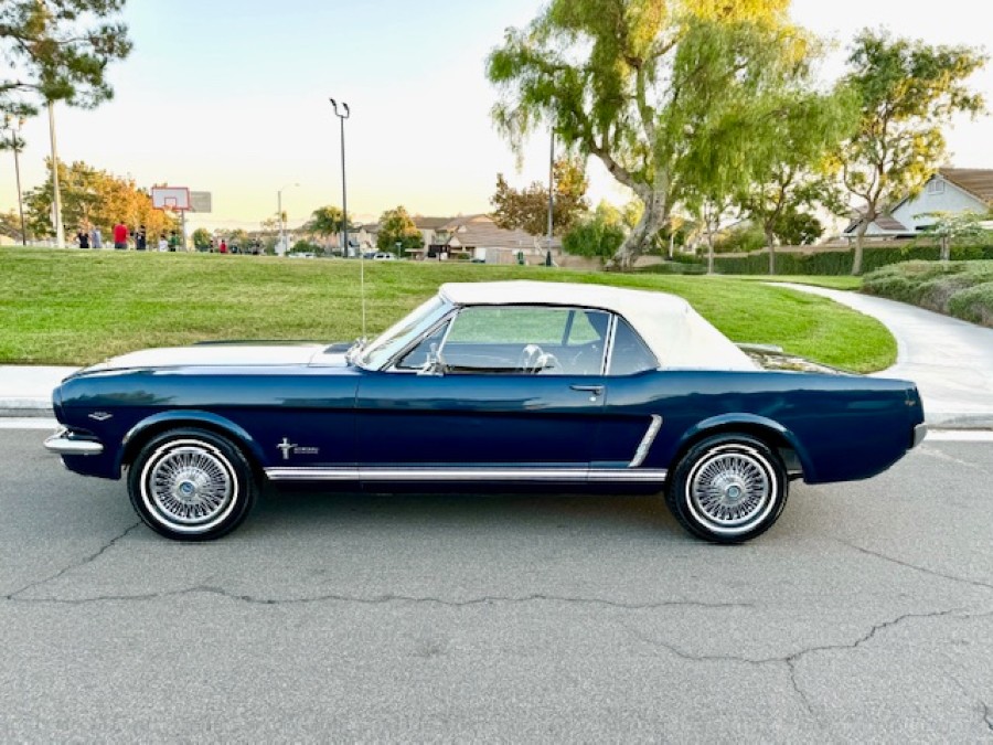Ford Mustang Cabriolet V8 Automatic in gutem Zustand Baujahr BJ 07/1965