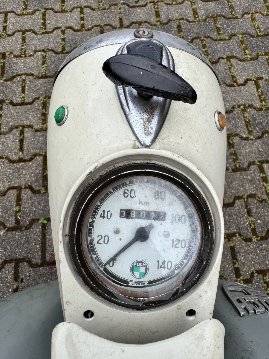 Oldtimer Puch Motorroller Type SR 150 Baujahr BJ 04/1963