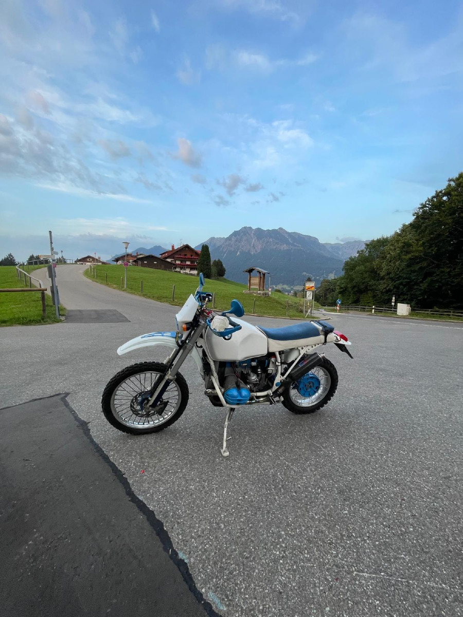 Biete BMW R 100 GS in gutem Zustand wenig gelaufen Baujahr BJ 06/1989