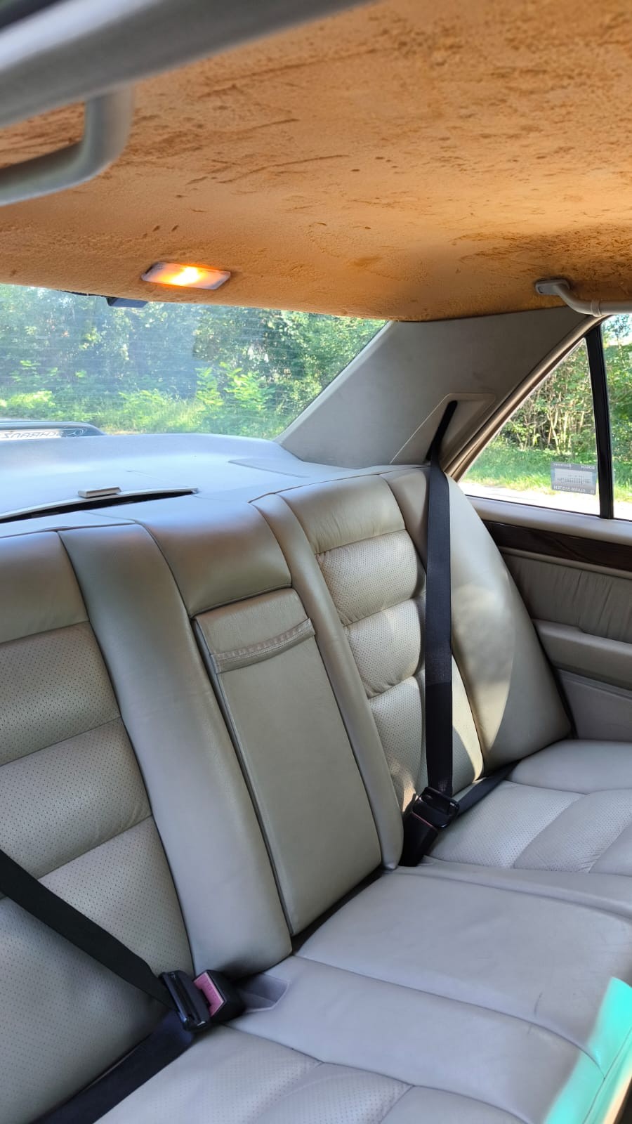 Mercedes Benz 250 in gutem Zustand zu erwerben Baujahr BJ 01/1990