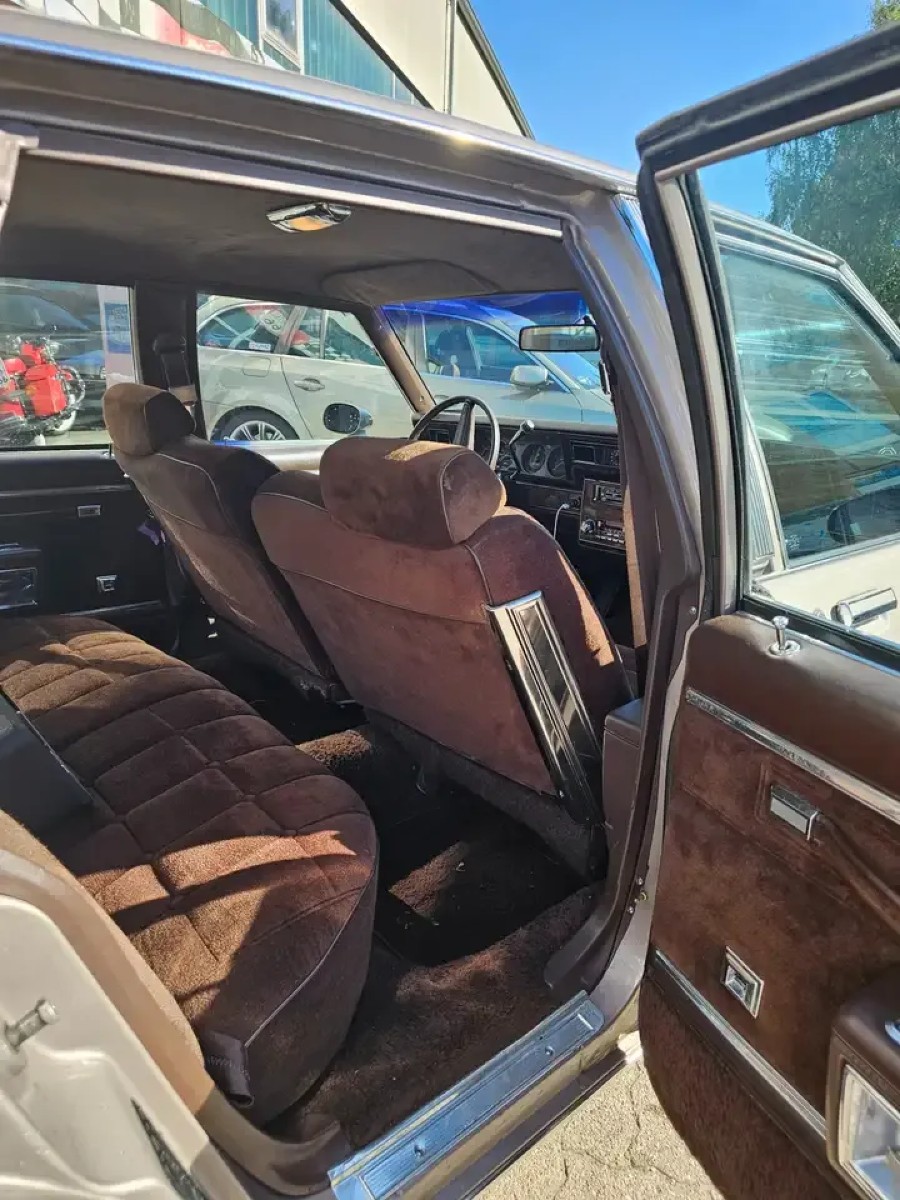 Chevrolet Caprice Pontiac Parisienne Baujahr BJ 07/1987