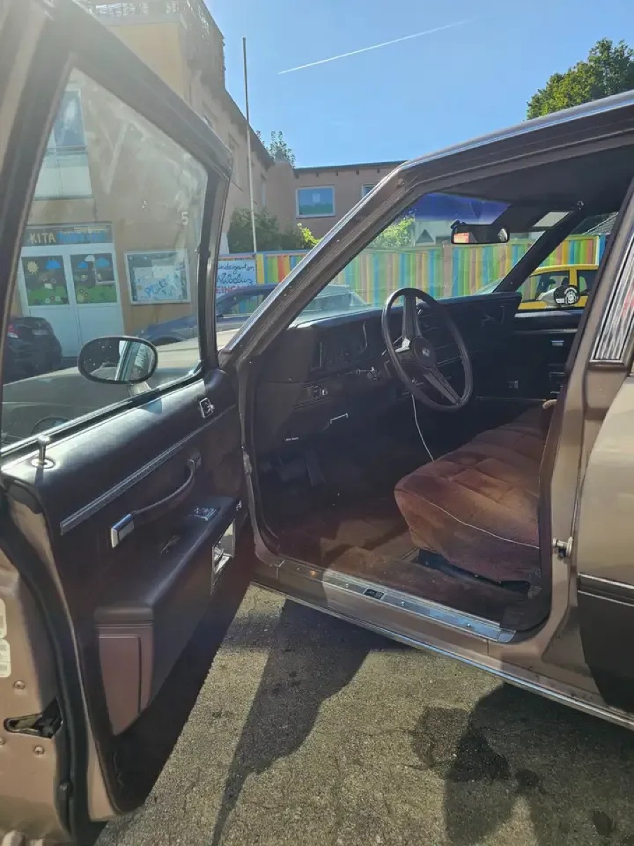 Chevrolet Caprice Pontiac Parisienne Baujahr BJ 07/1987